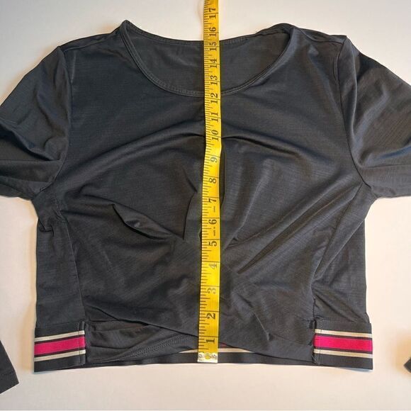Fabletics Eco-Conscious Front Twist Long Sleeve Cropped Black Top, Size Medium - Picture 12 of 14